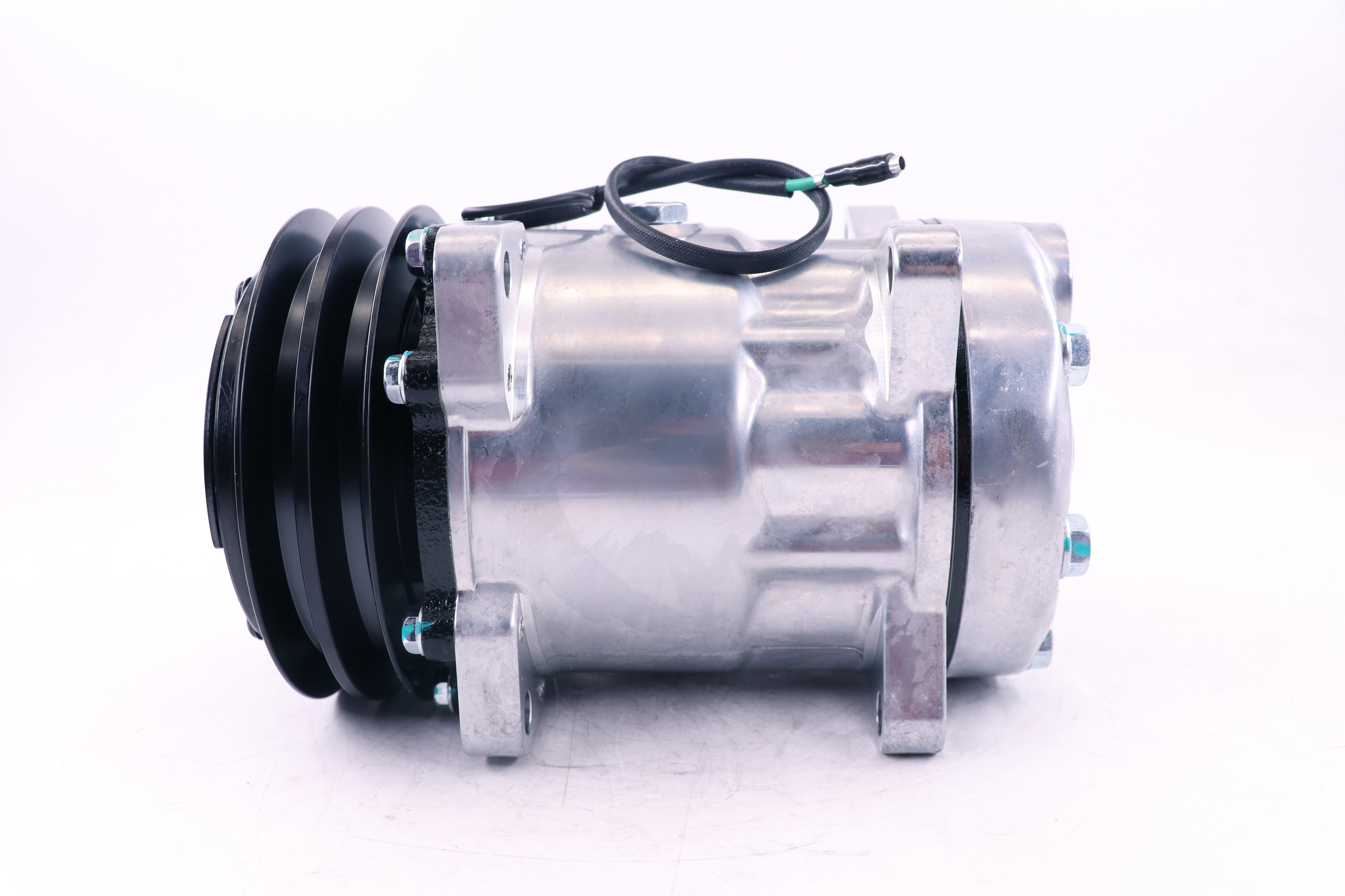 AC Compressor for DAF & Liebherr (CO.88.044)