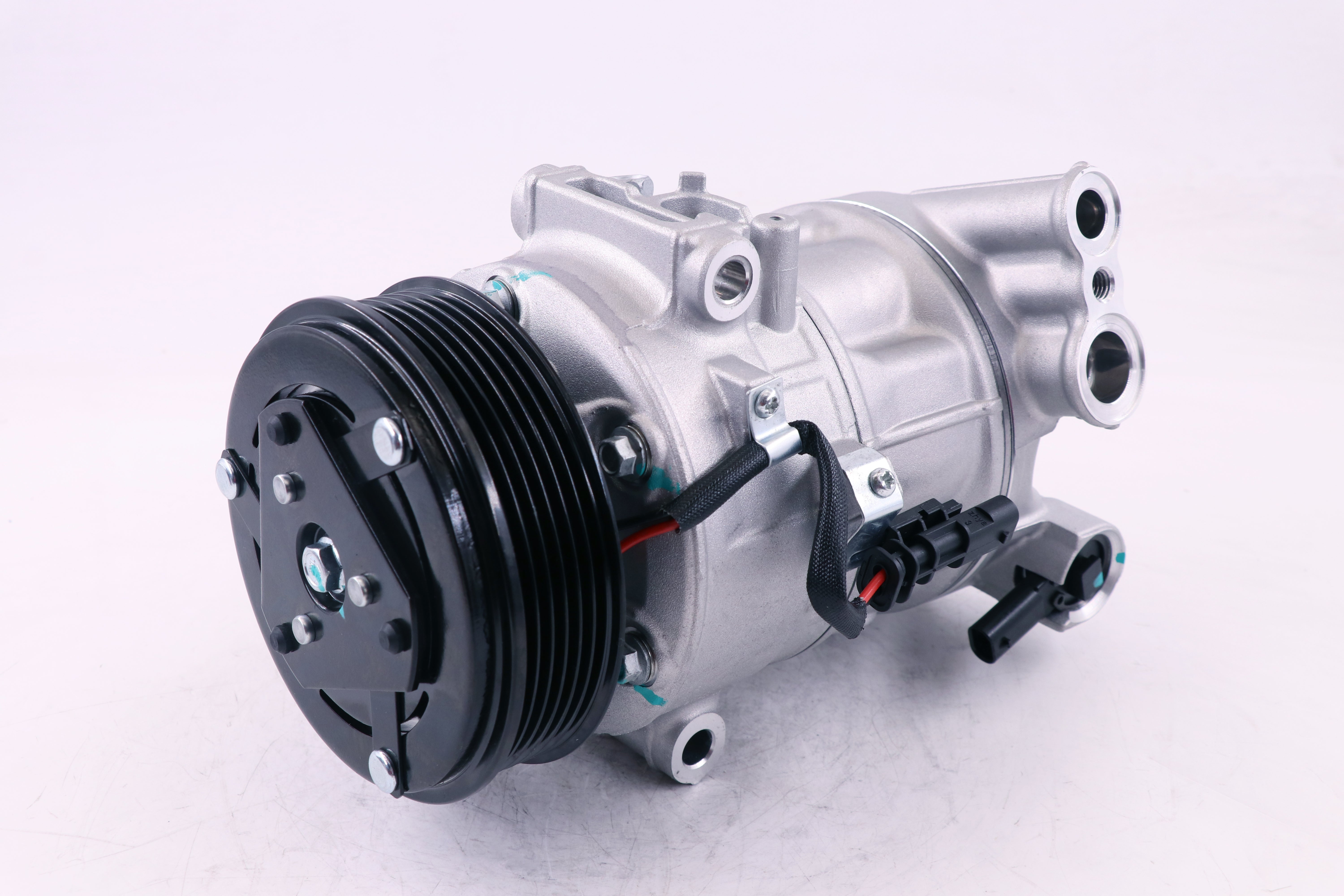 AC Compressor for HOLDEN (CO.81.022)