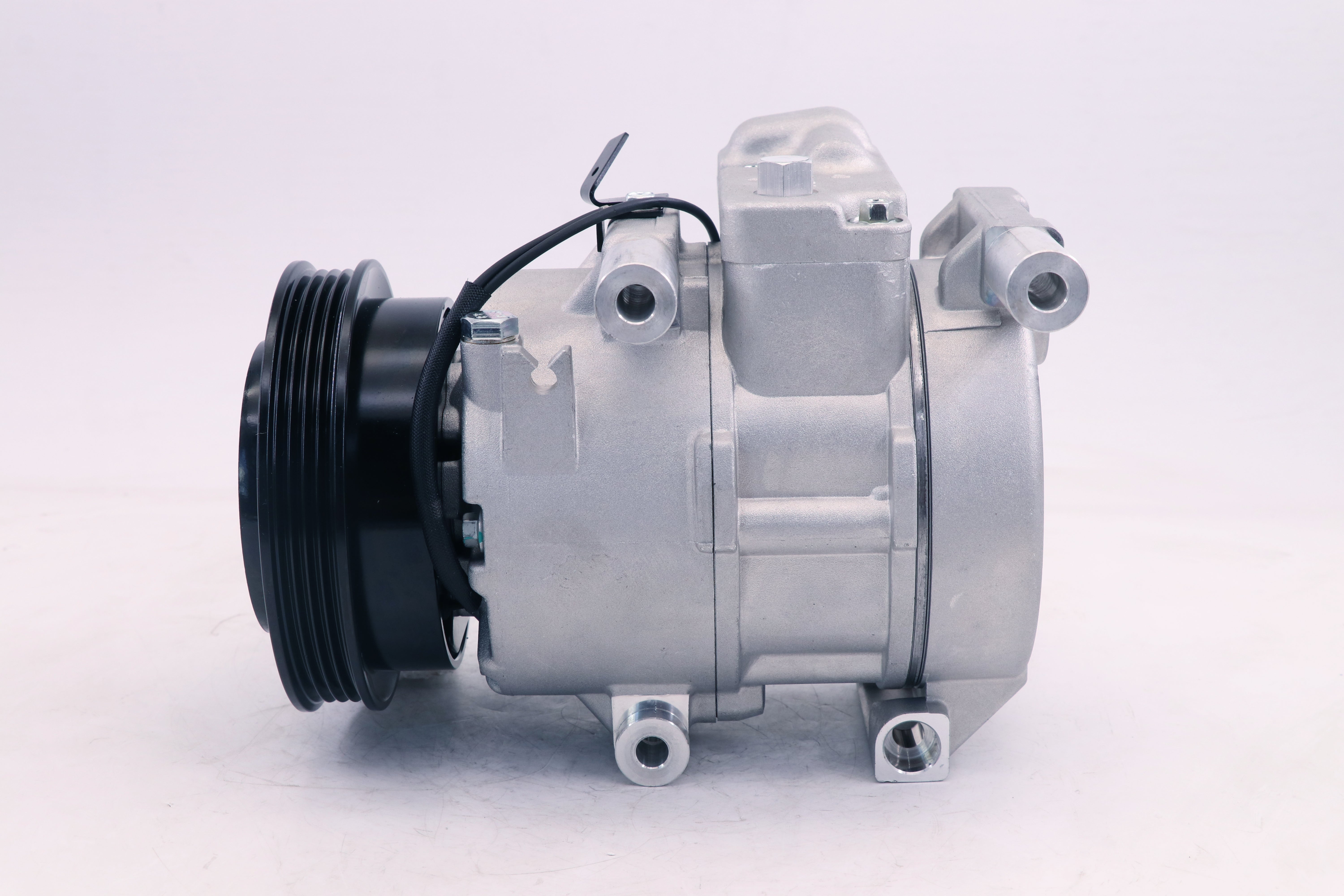 AC Compressor for KIA (CO.43.010)