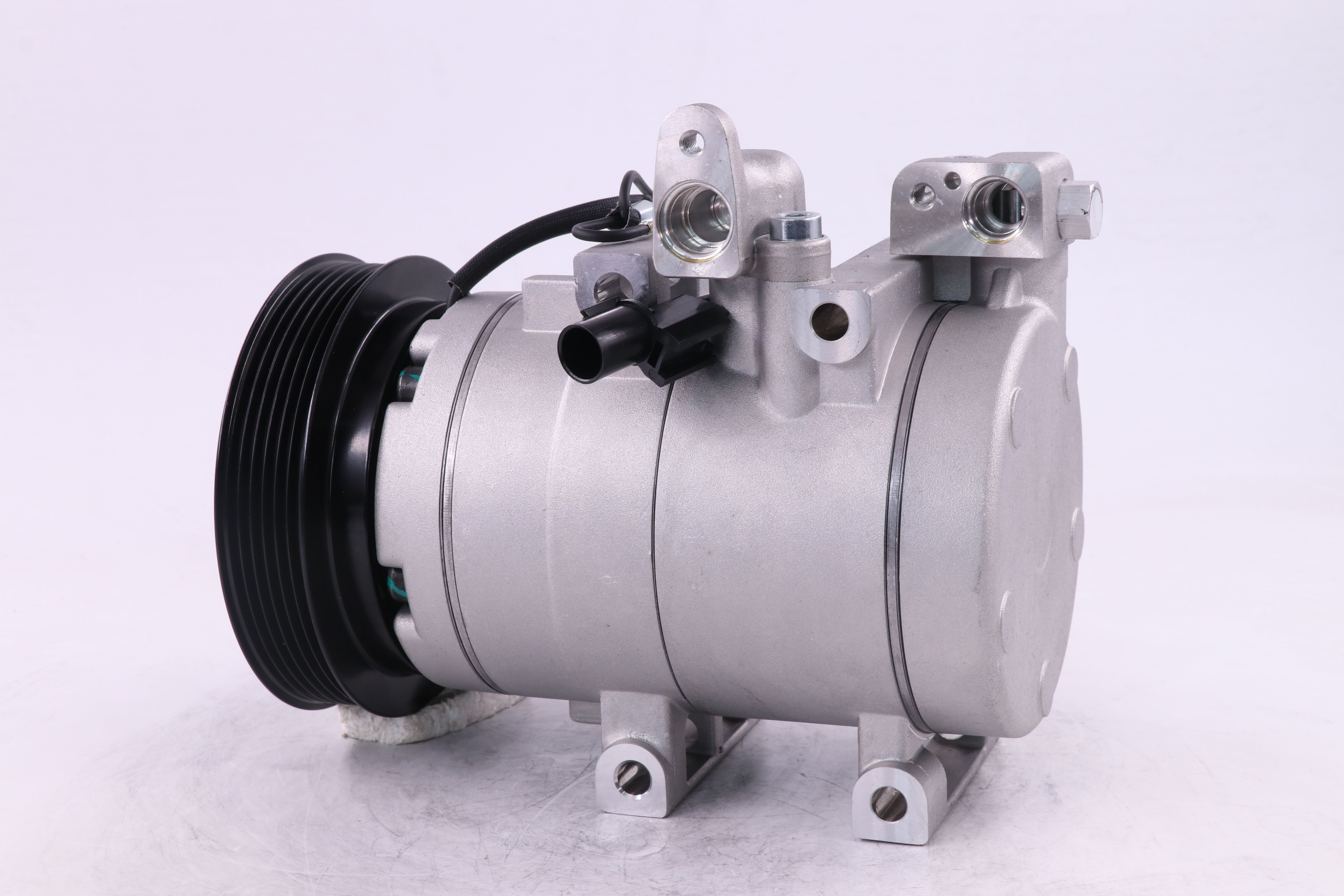 AC Compressor for HYUNDAI (CO.42.064)