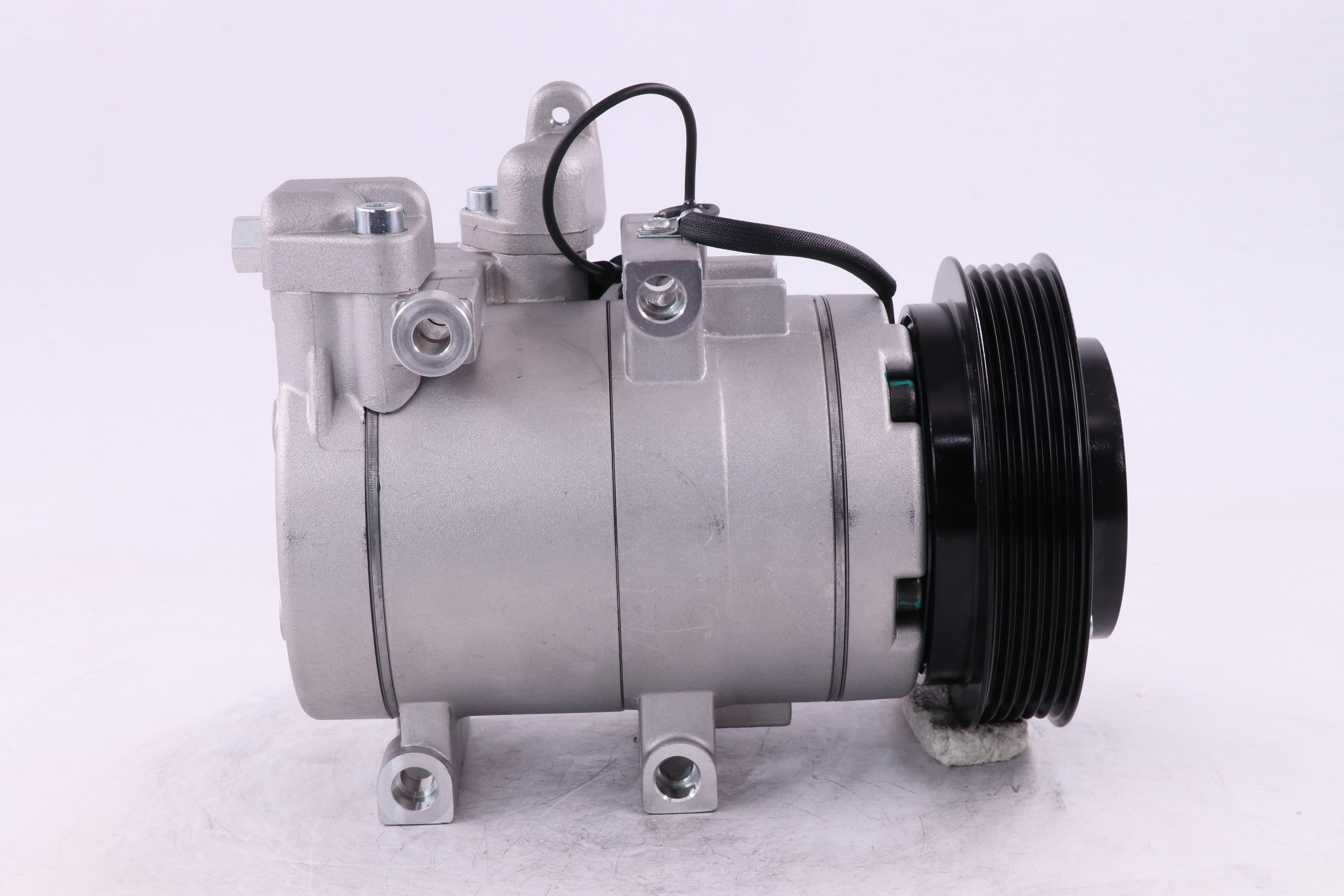 AC Compressor for HYUNDAI (CO.42.064)