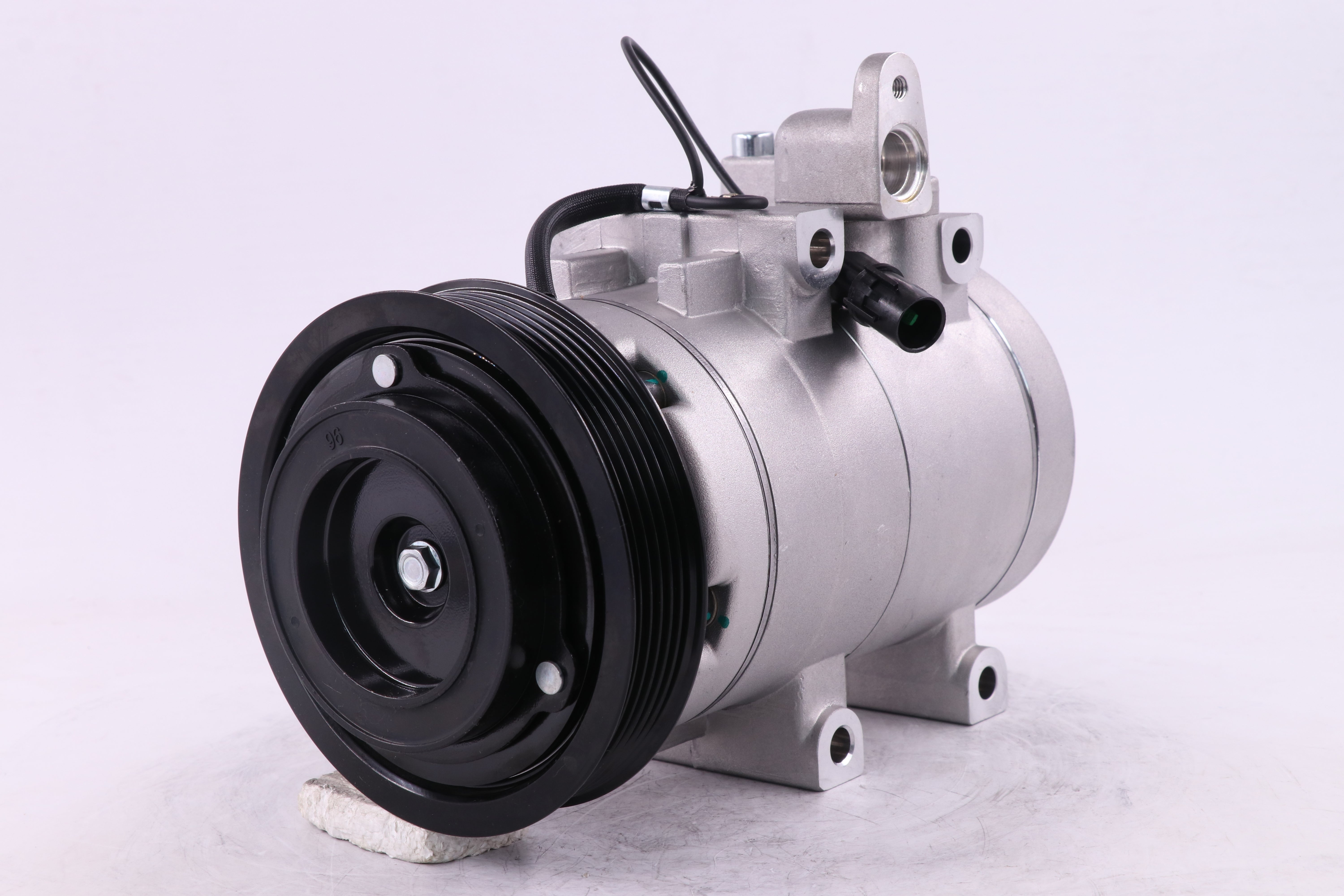 AC Compressor for HYUNDAI (CO.42.064)