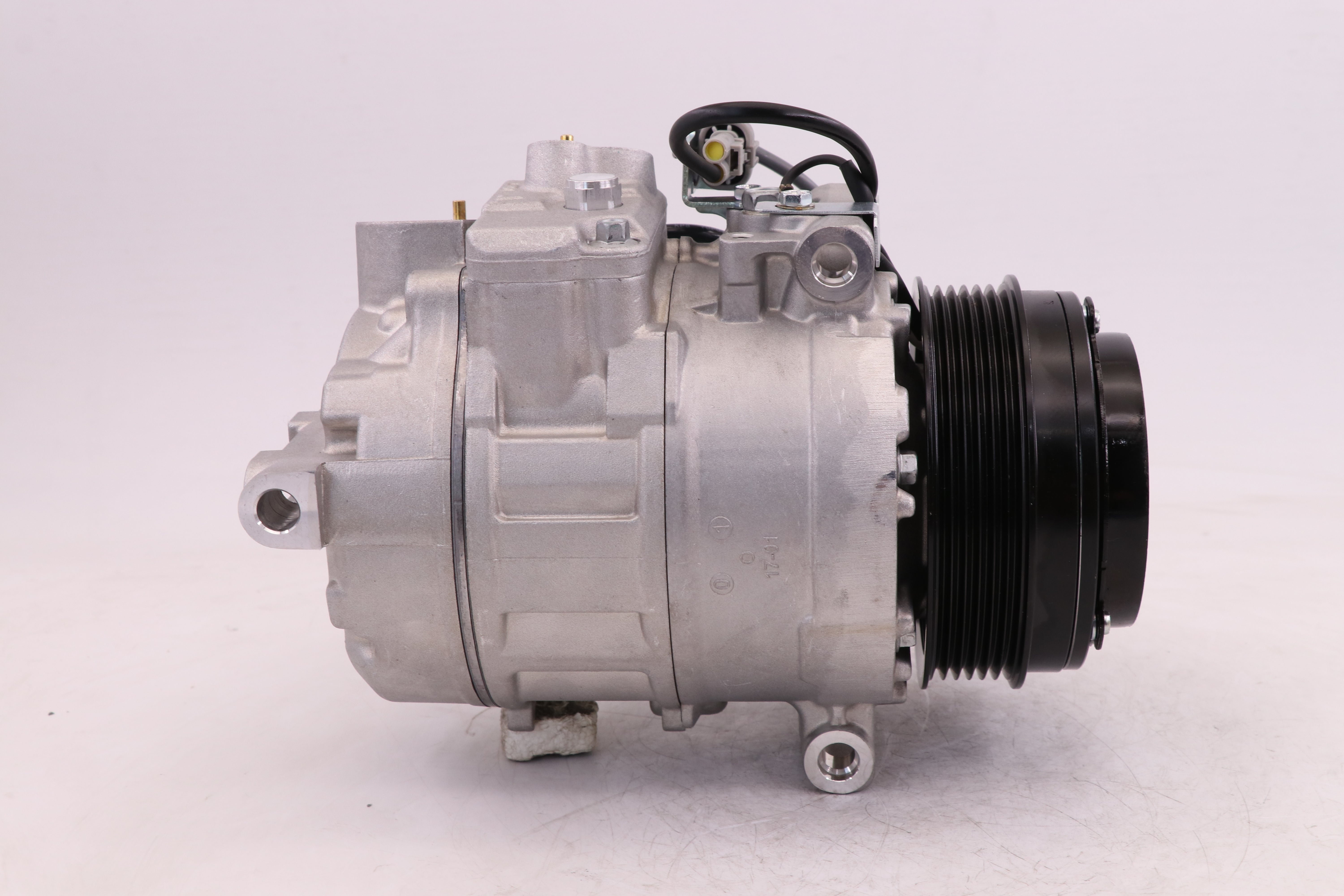 AC Compressor for MERCEDES BENZ (CO.15.045)