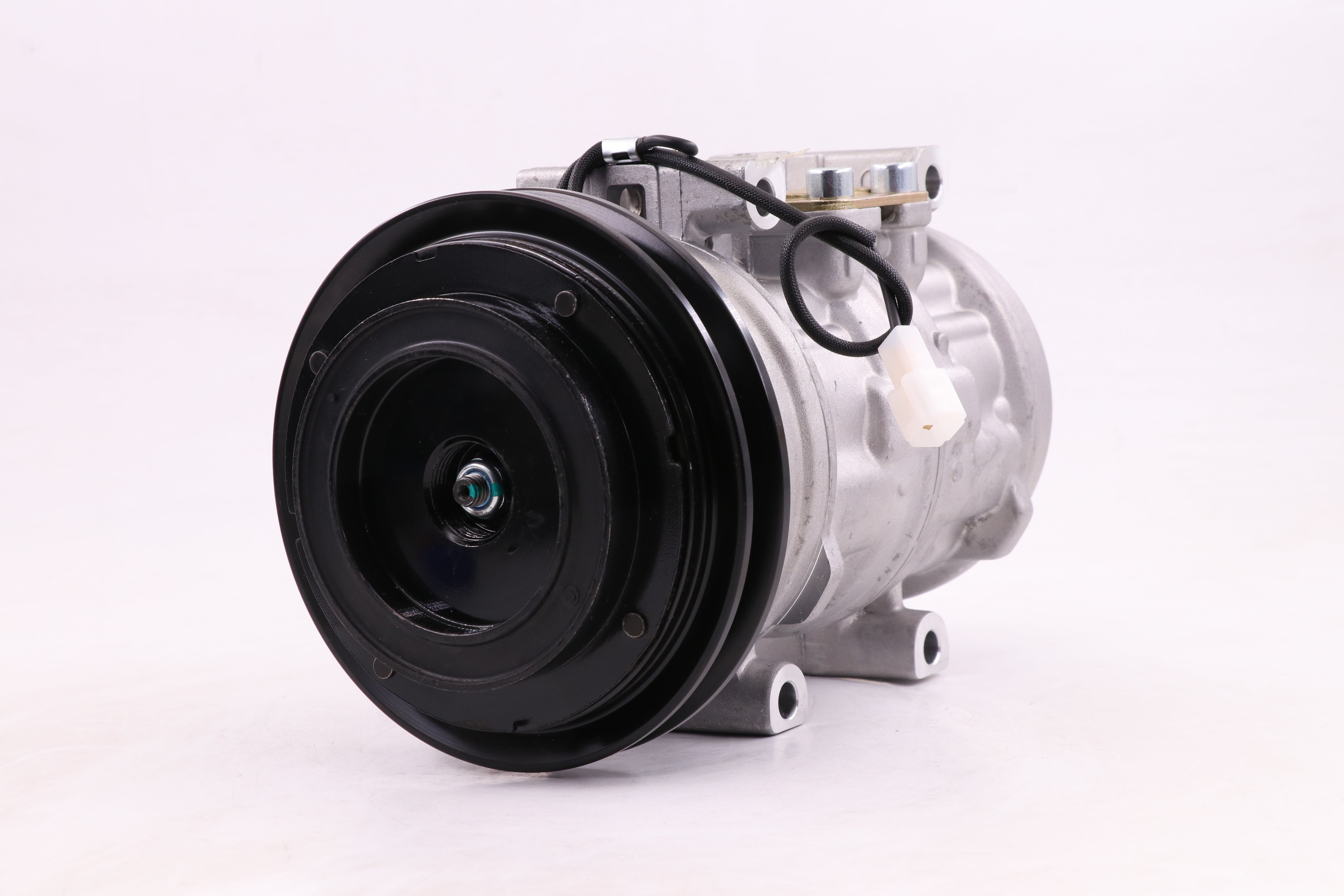 AC Compressor for TOYOTA (CO.06.017)