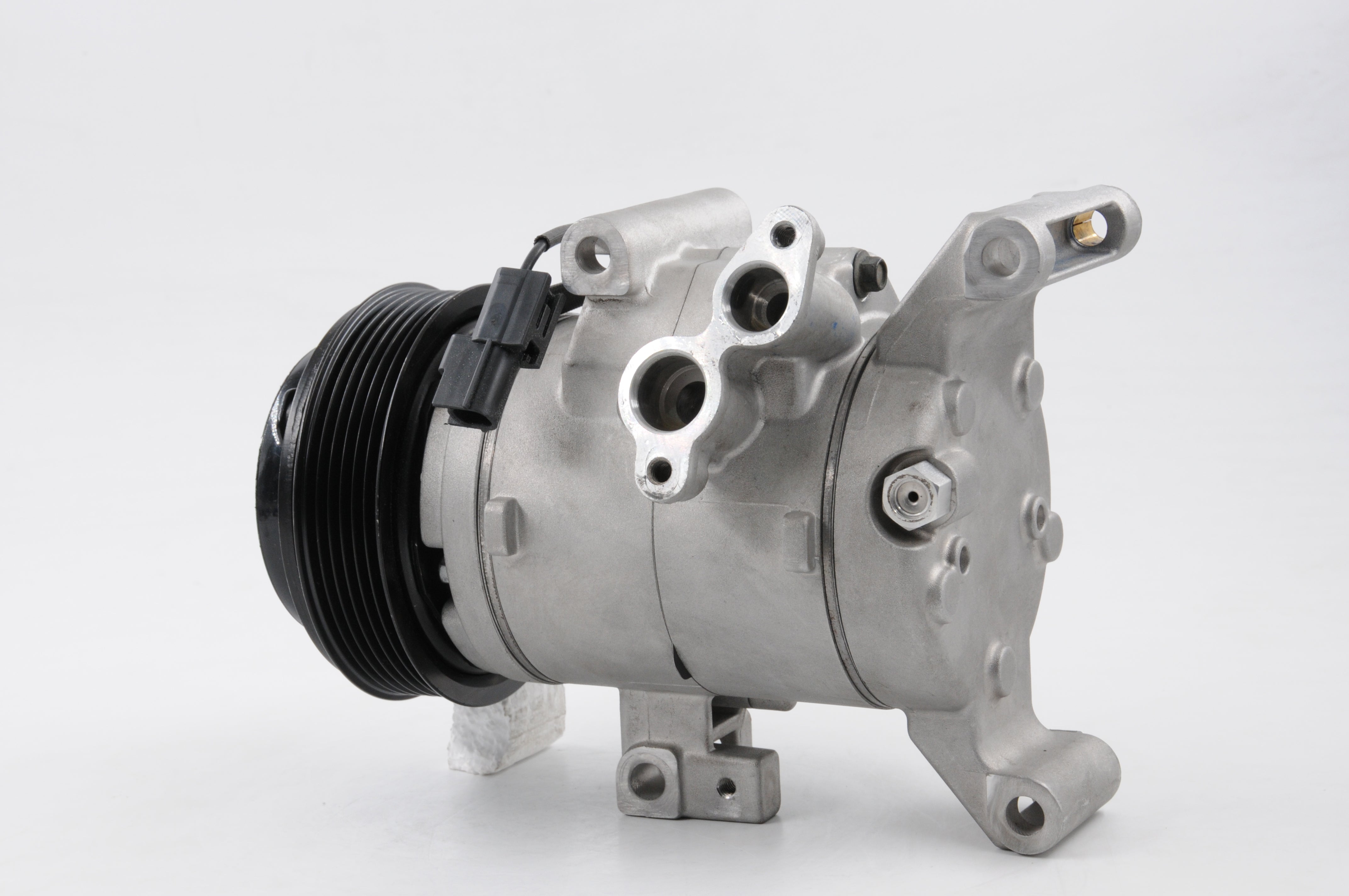AC Compressor for MAZDA (CO.05.012)