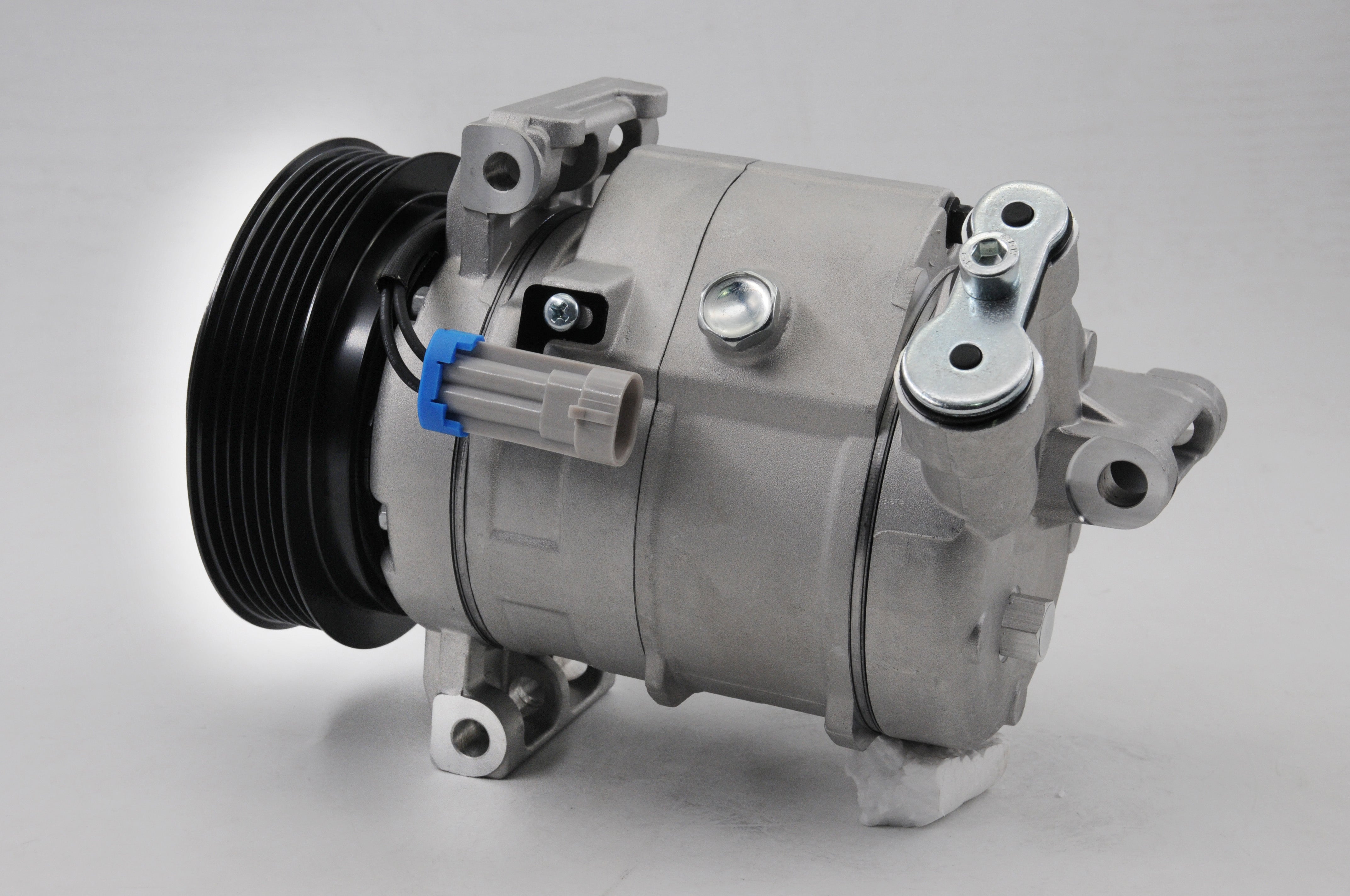 AC Compressor for HOLDEN (CO.21.002)