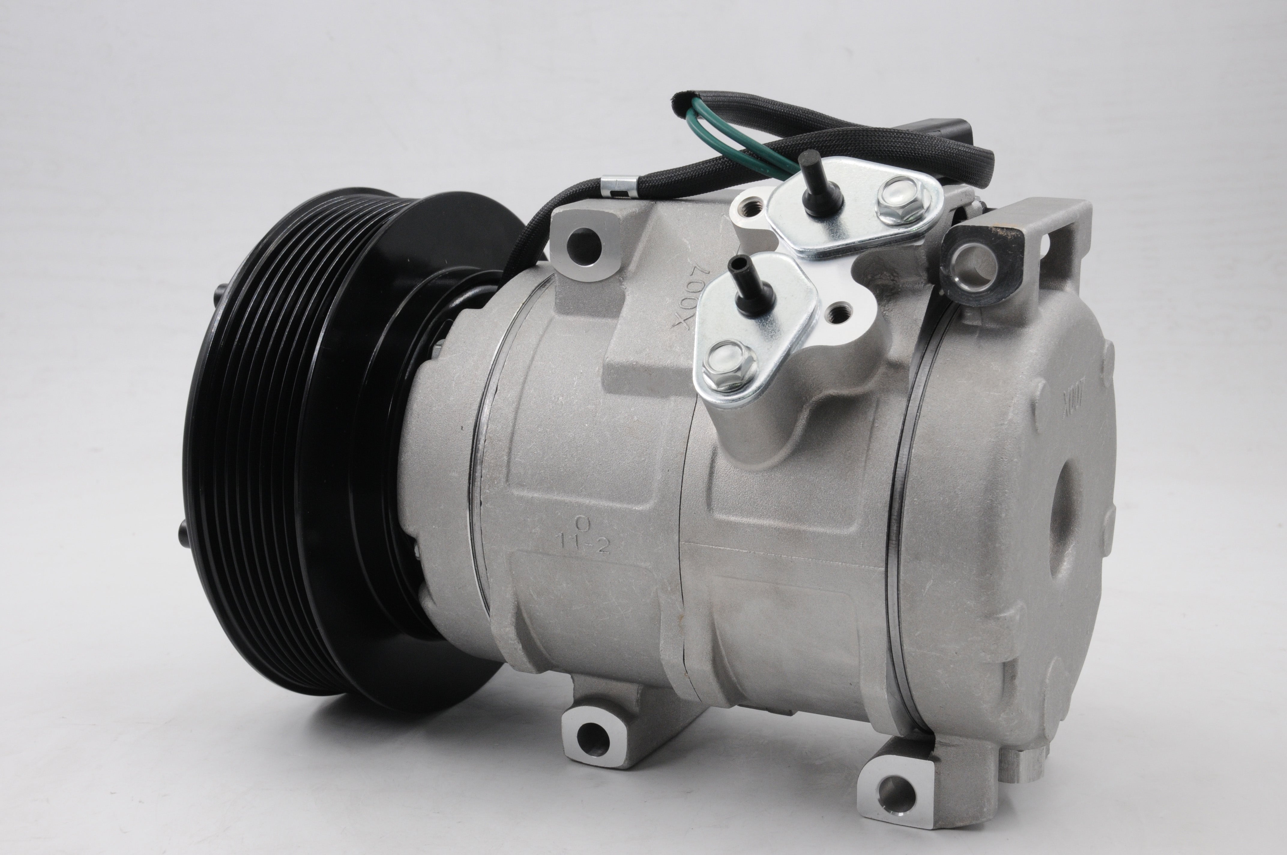AC Compressor for CAT (CO.901.004)