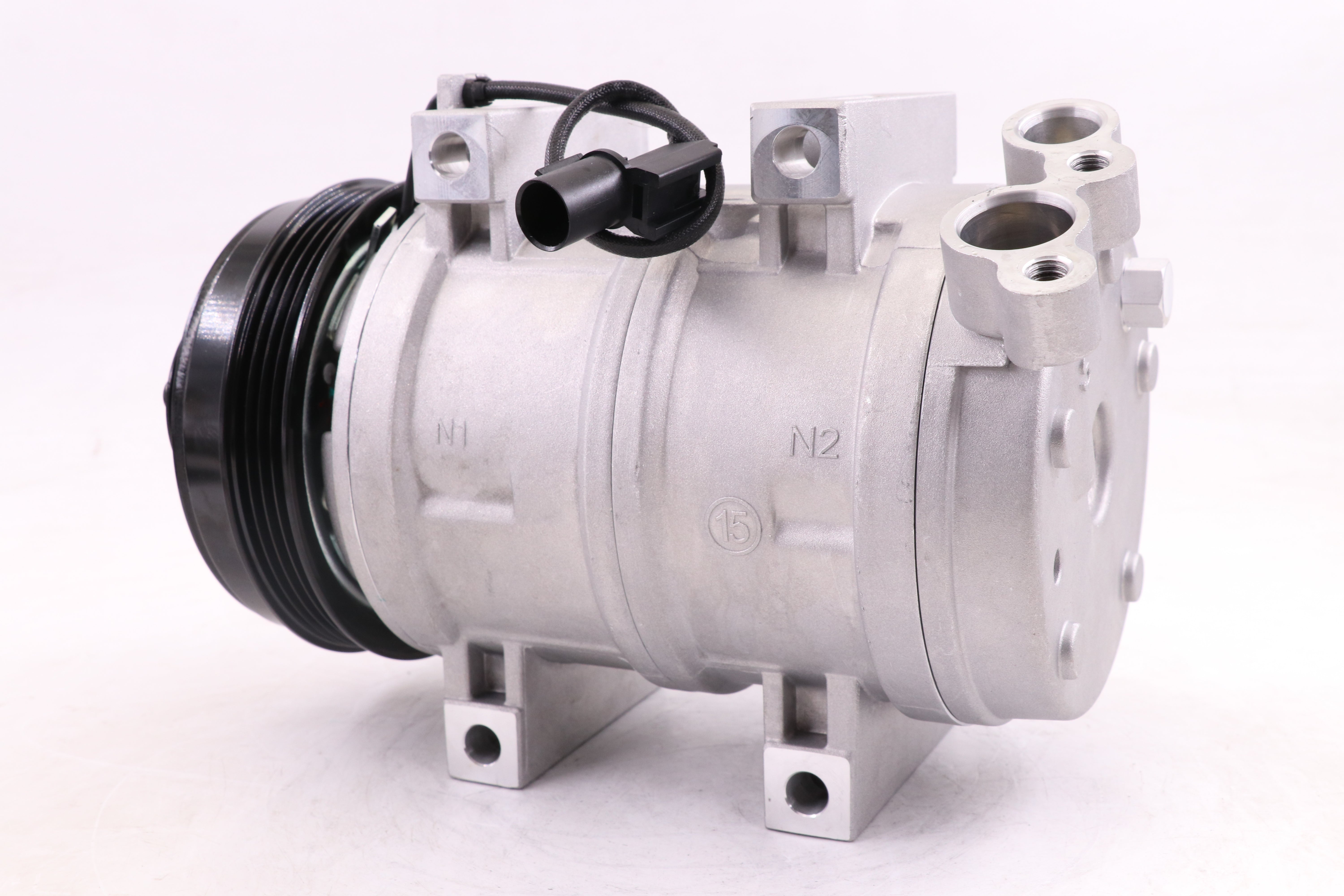 AC Compressor for MITSUBISHI (CO.06.027)