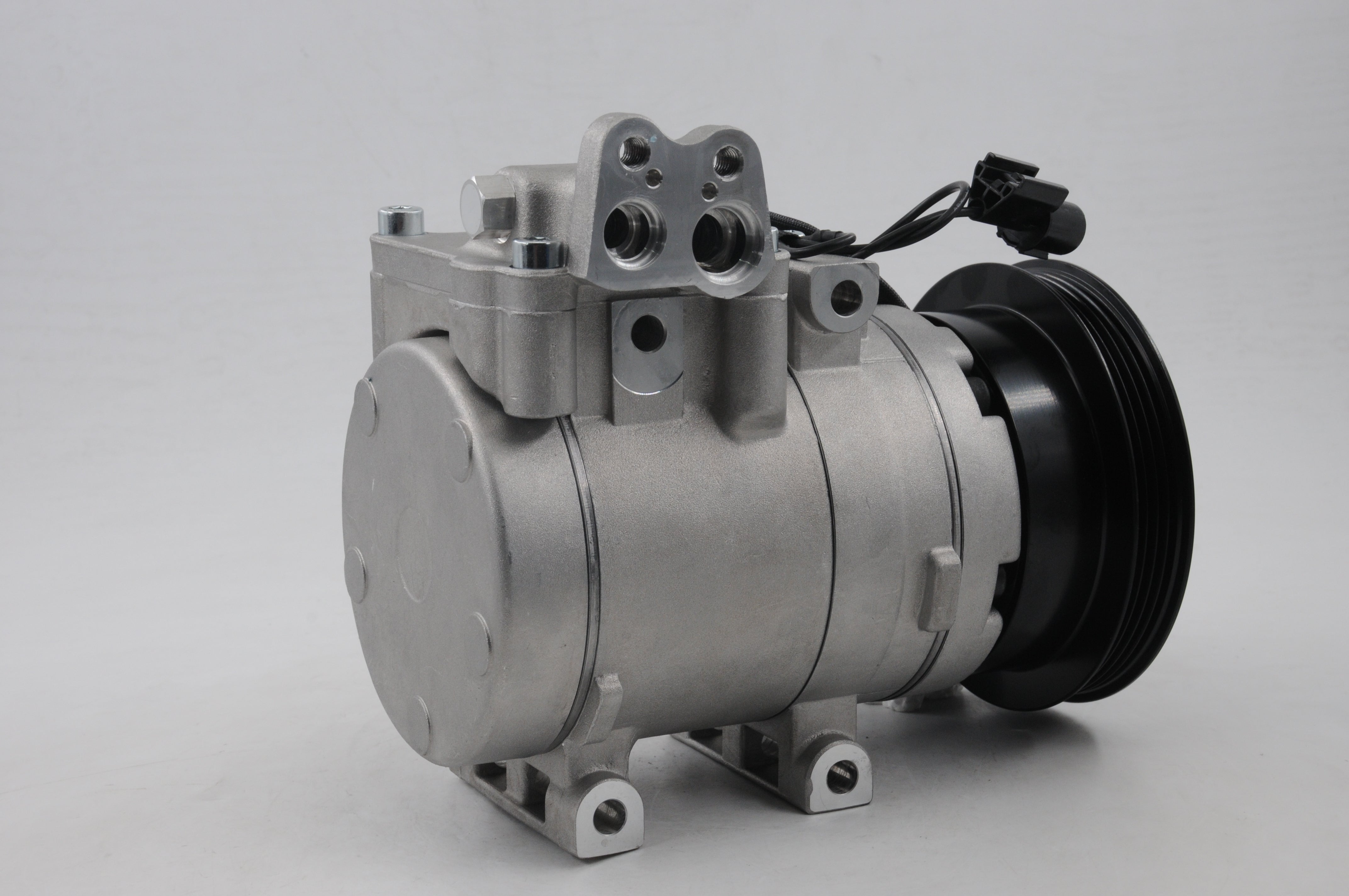 AC Compressor for HYUNDAI (CO.42.025)