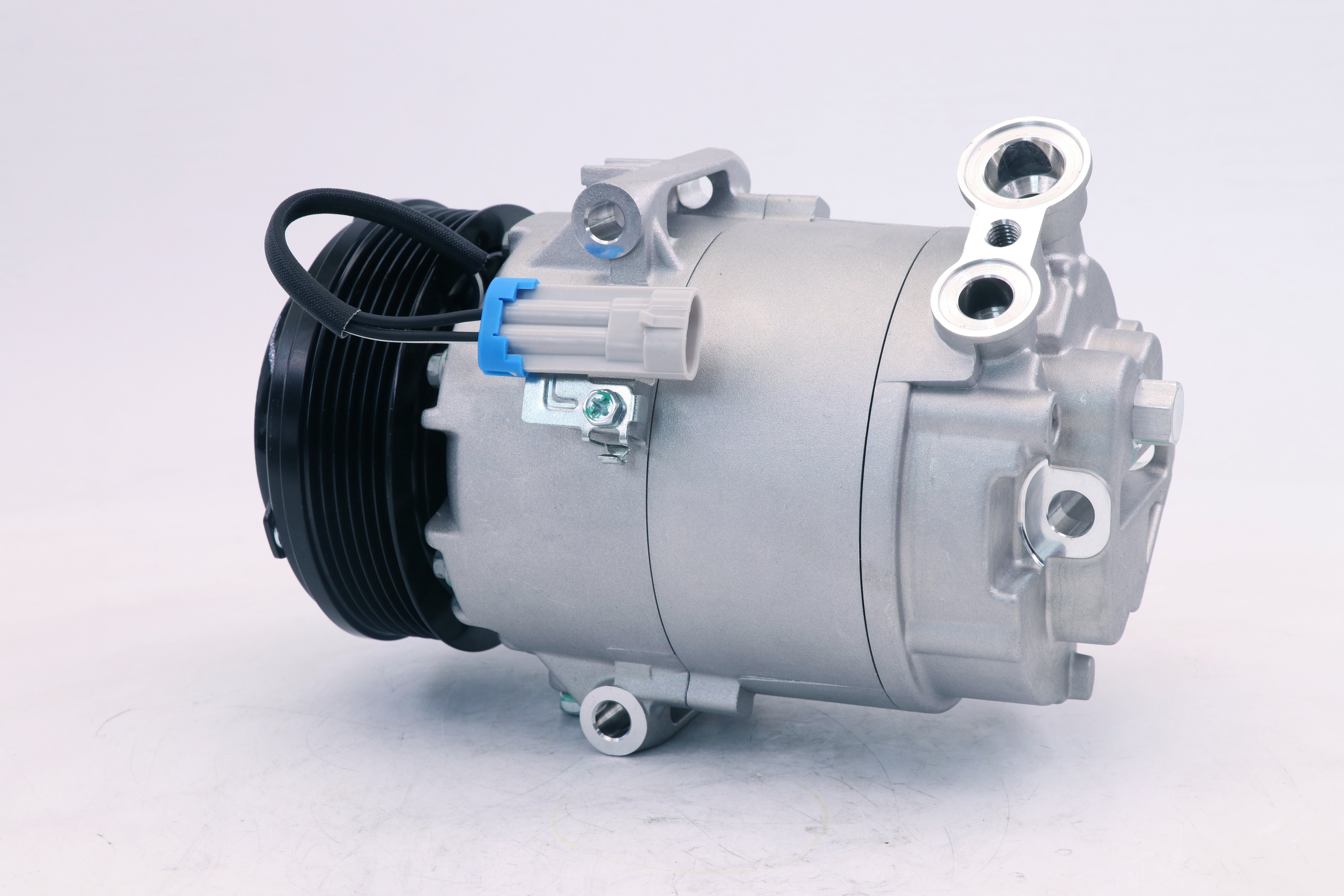 AC Compressor for HOLDEN (CO.81.014)