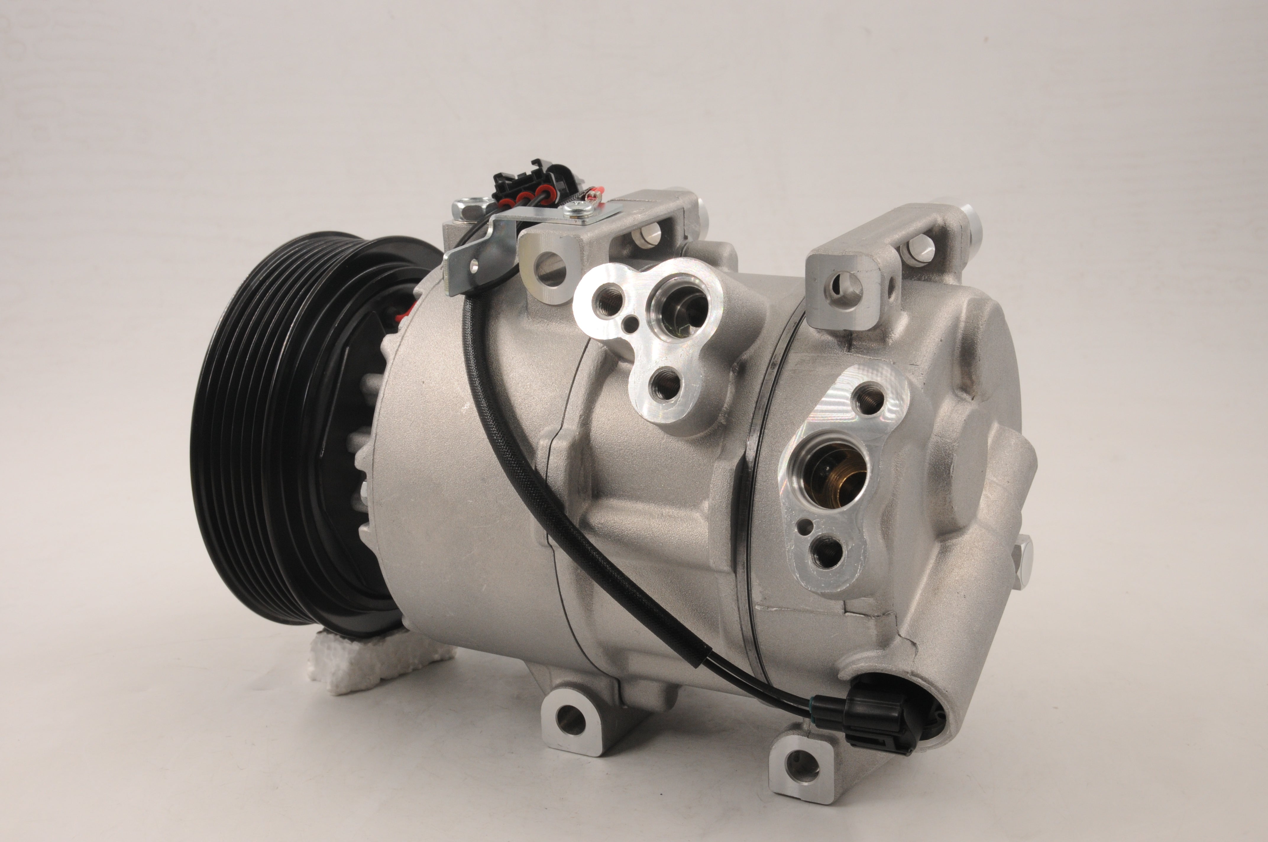AC Compressor for HYUNDAI & KIA (CO.42.011)