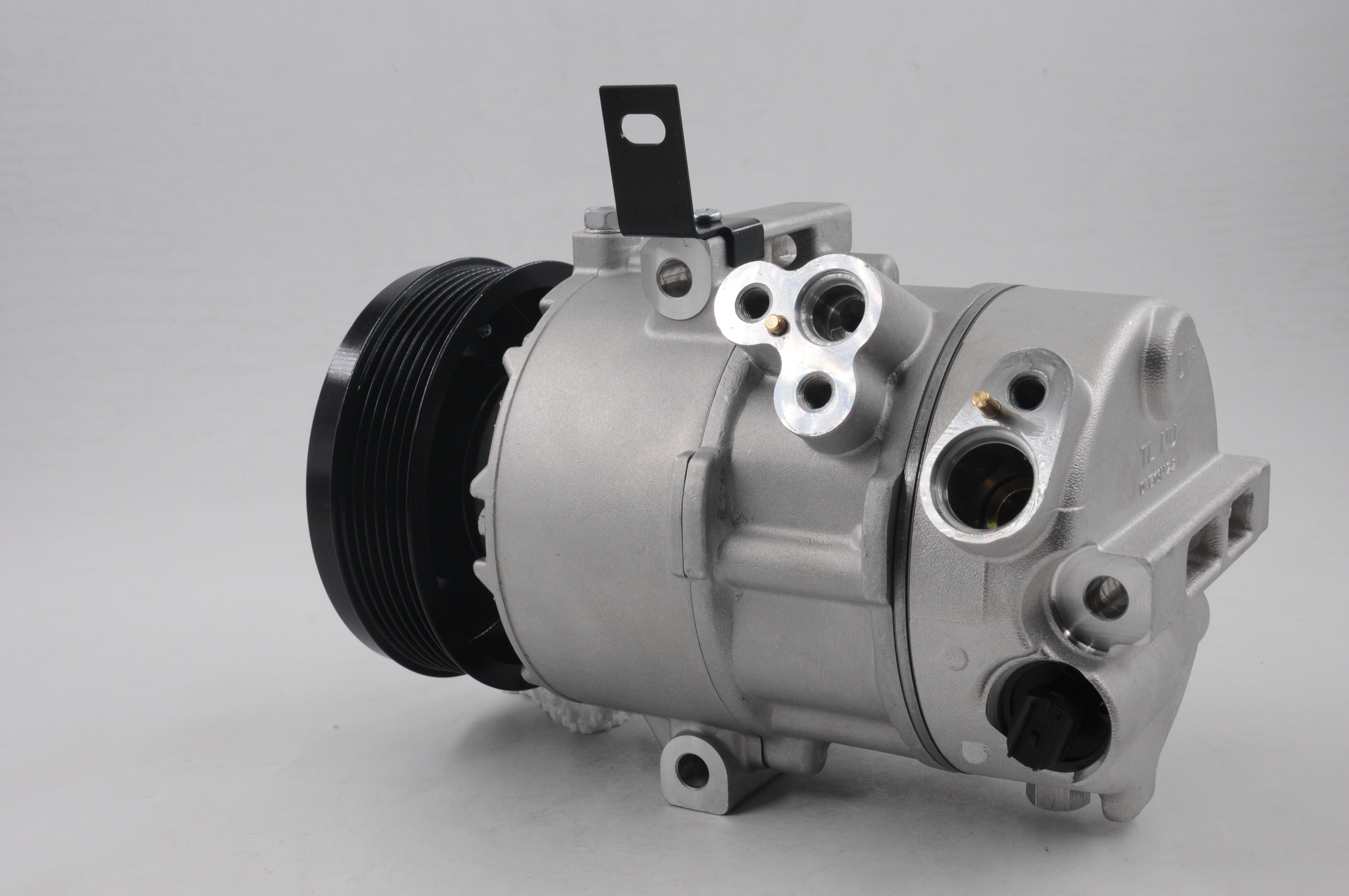 AC Compressor for HYUNDAI & KIA (CO.42.027)