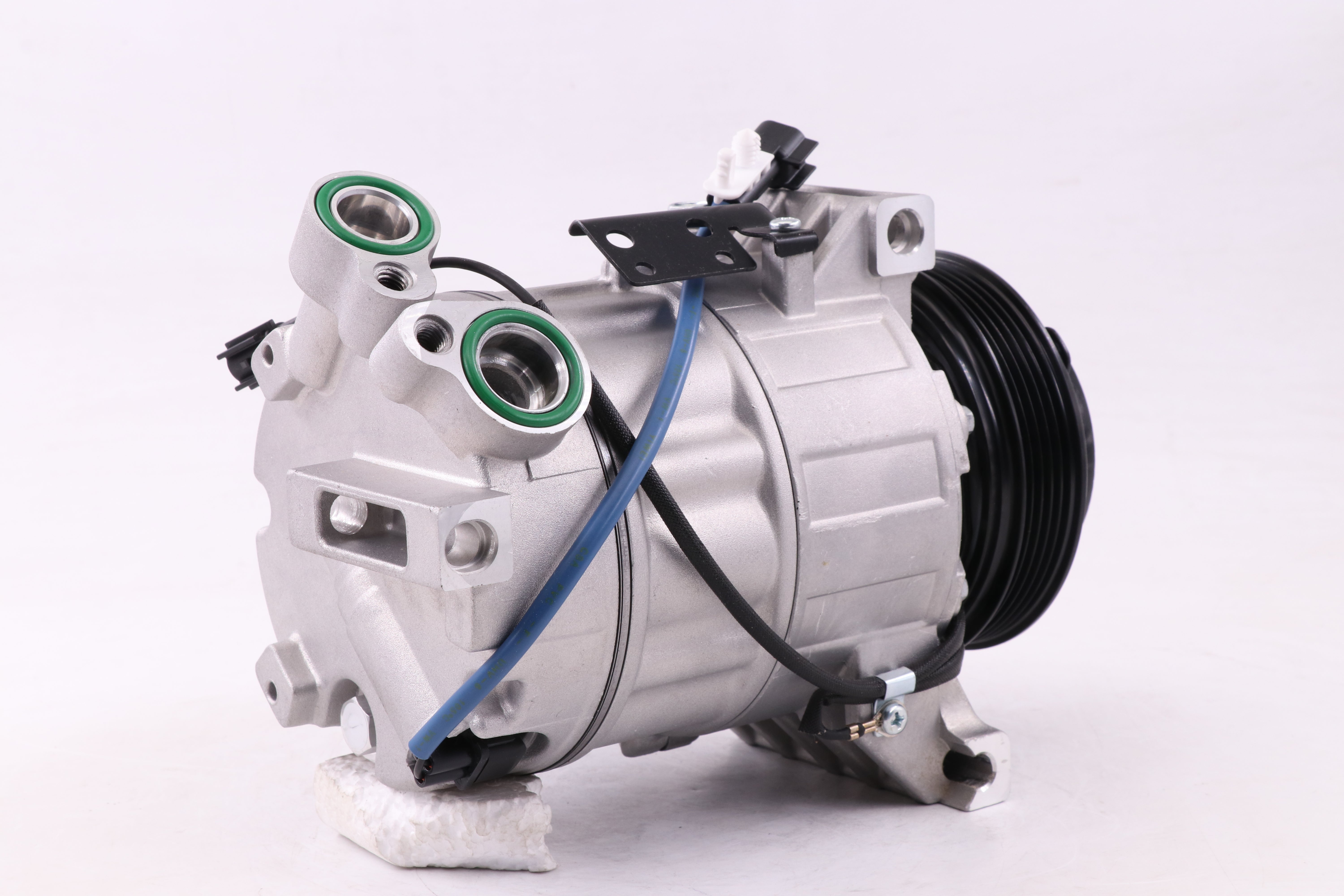 AC Compressor for FORD & VOLVO (CO.23.034)