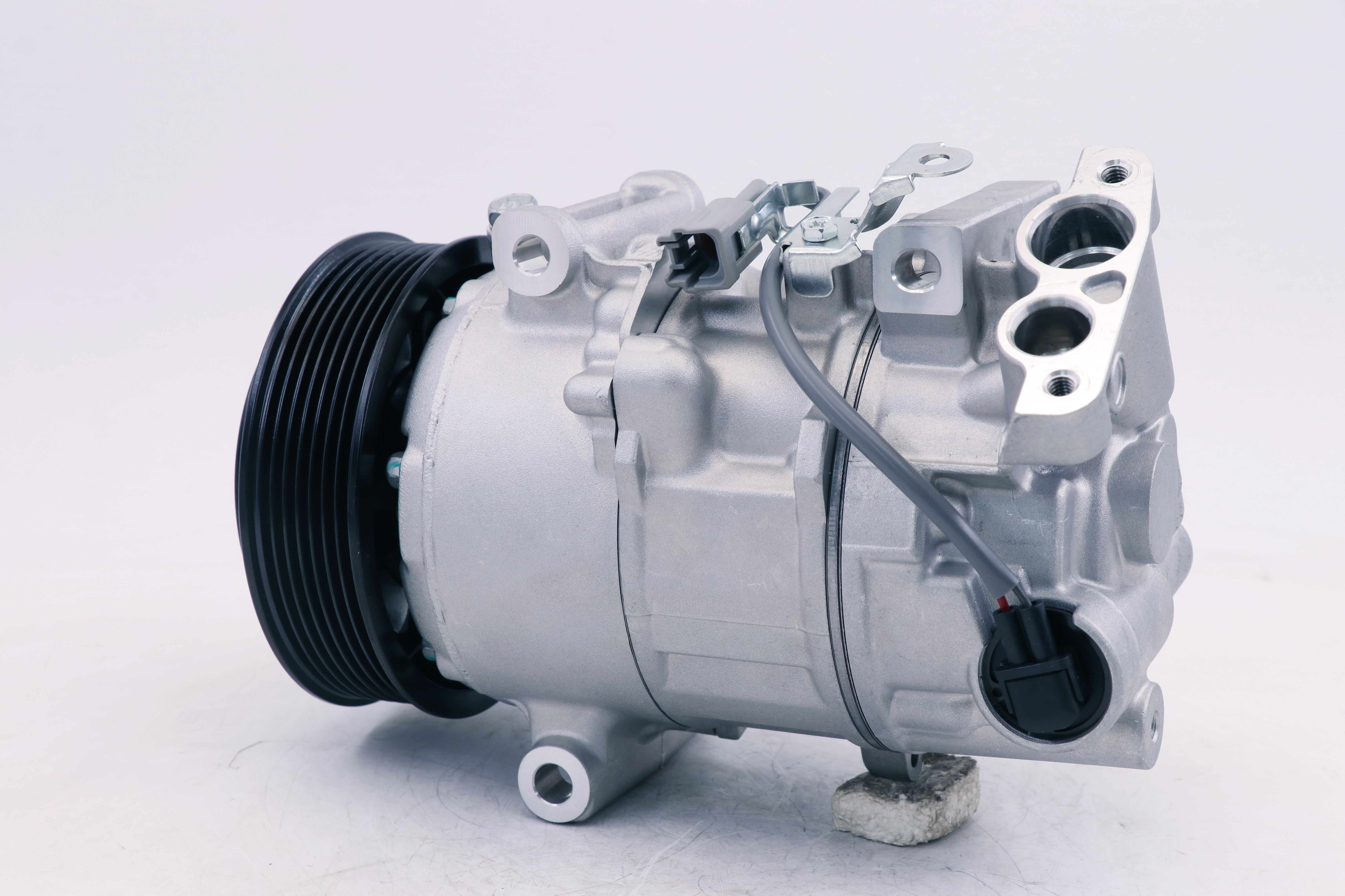 AC Compressor for RENAULT (CO.19.005)